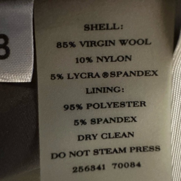 Ann Taylor 3 Pieces Suite. - Picture 4 of 4